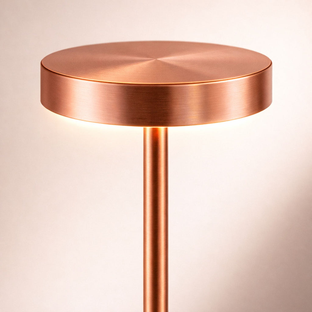 Bordslampa LED i rosefärgad metall med dimbar touchkontroll och modern design