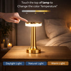 Bordslampa i guld med touchfunktion och uppladdningsbar LED, justera enkelt mellan varmvit, neutralvit och kallvit för lyxig och modern belysning