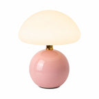 Rosa svampformad bordslampa med opalglas och blank vit bas.