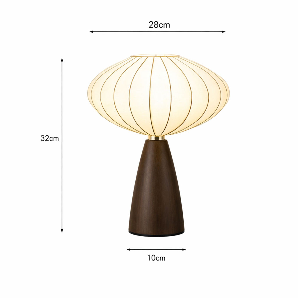Bordslampa i trä med dekorativ skärm – mått 32 cm hög och 28 cm bred, perfekt storlek för bord och sidobord