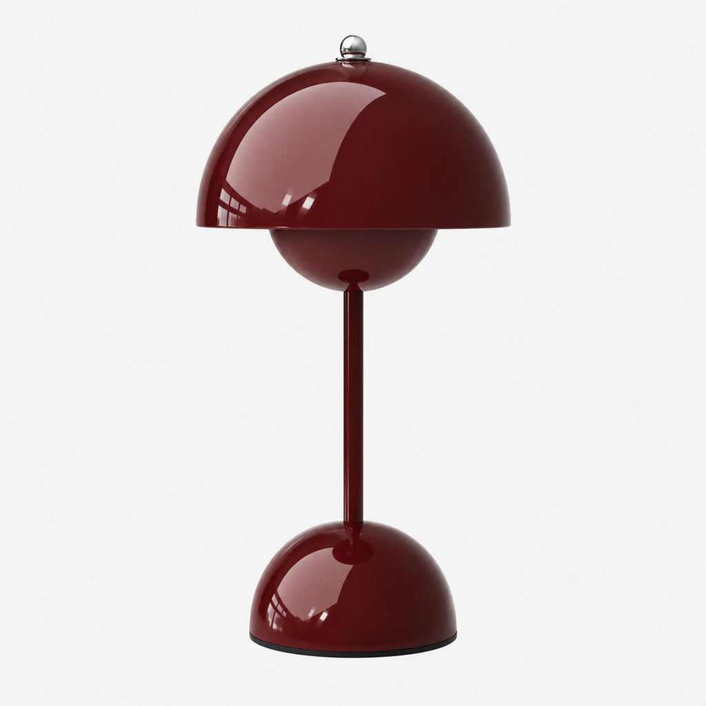 Flowerbud portabel bordslampa i röd färg med blank finish.