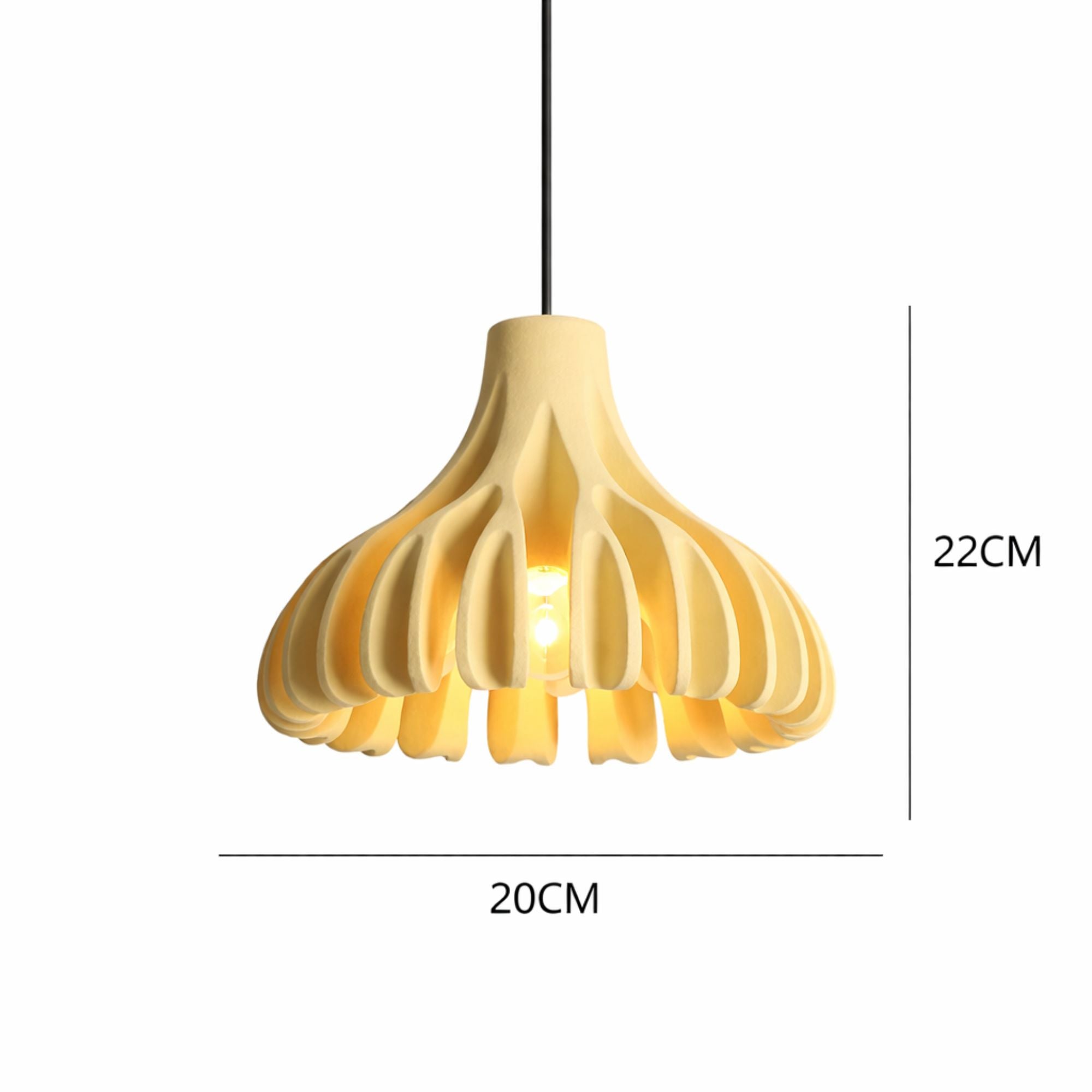 Modern gul pendellampa med tydliga mått som visar storlek och dimensioner för enkel planering.