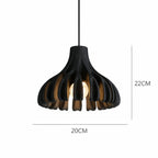 Modern svart pendellampa med tydliga mått som visar storlek och dimensioner för enkel planering.