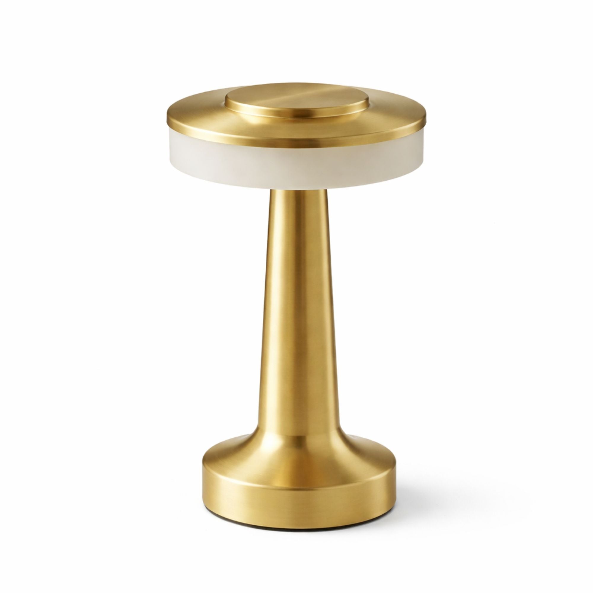 Portabel bordslampa i guld med uppladdningsbar LED, stilren design på vit bakgrund