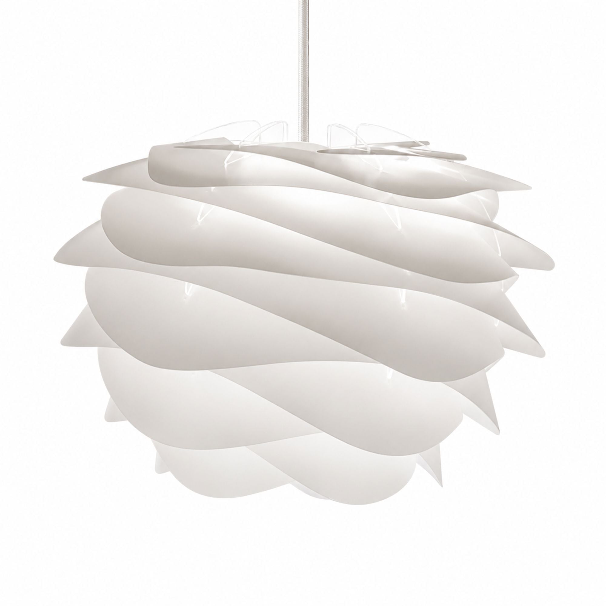Taklampa Spiral Vit Wave i vit skulptural spiraldesign på vit bakgrund